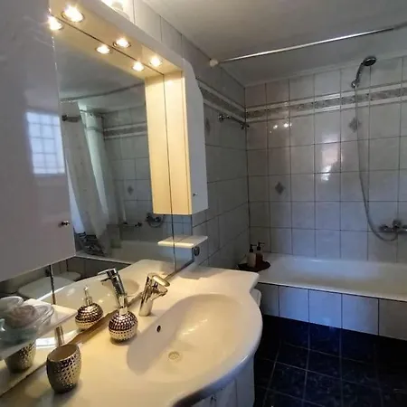 Metaxiasandmariashouse