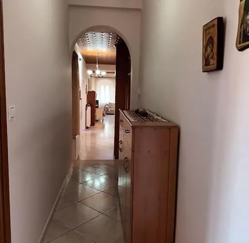 Metaxiasandmariashouse